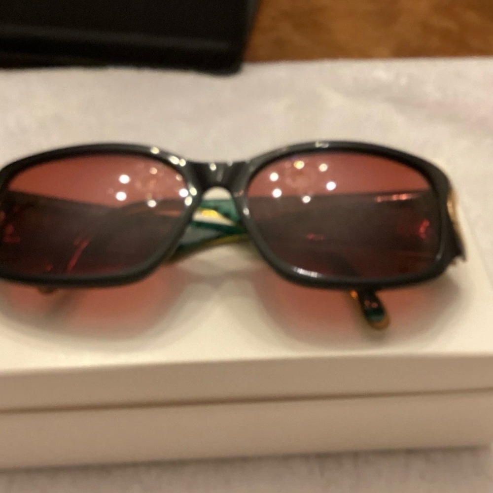 Christian Dior Vantage Woman’s Sunglasses Red Tint Lenses Translucent Stems